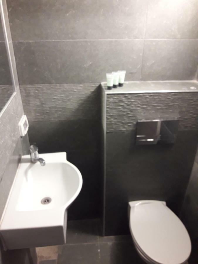 Queen Hotel Йерусалим Екстериор снимка
